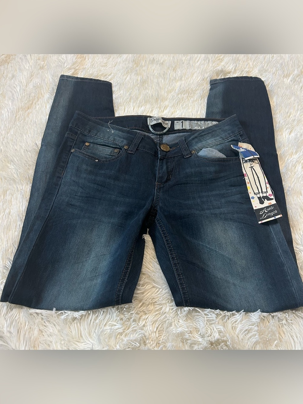 Juniors Jeans